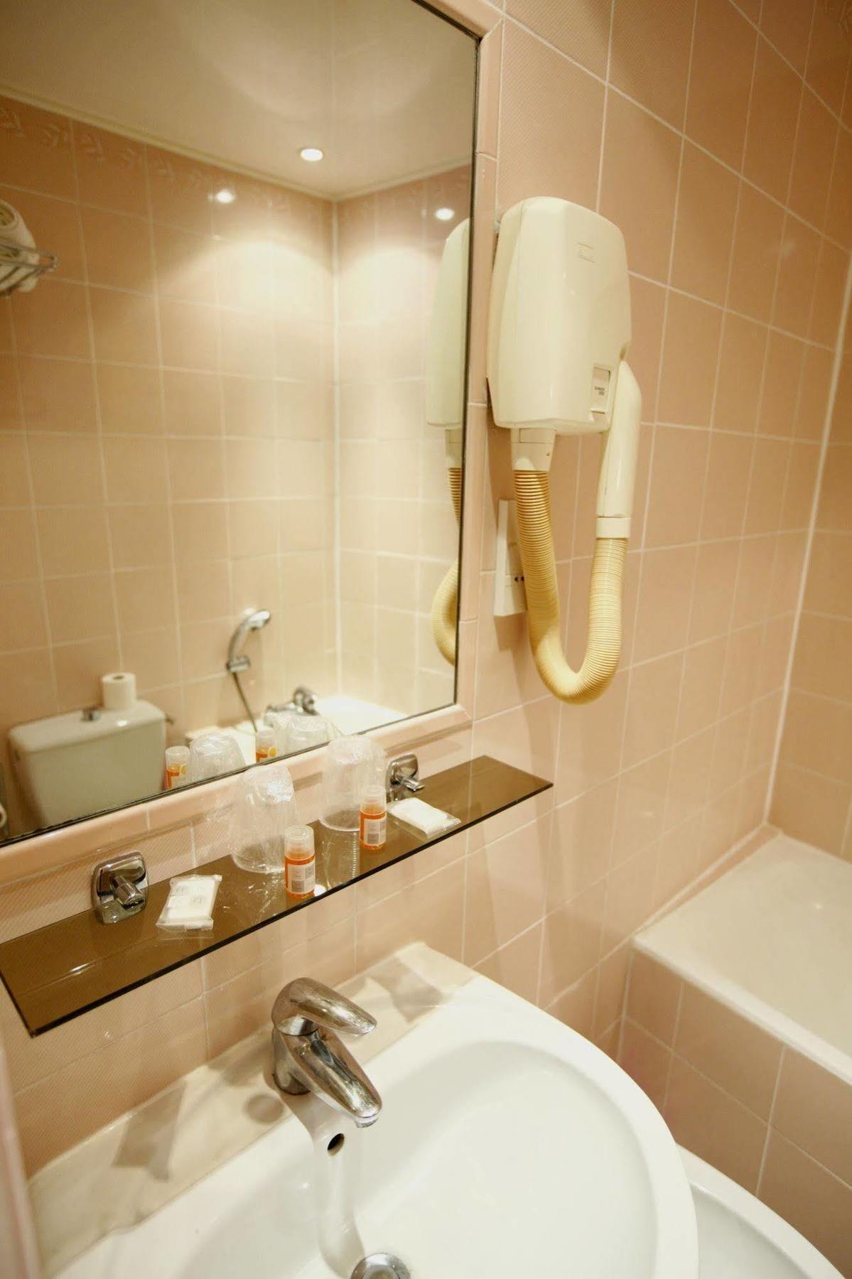 Hotel Sunny Париж Экстерьер фото